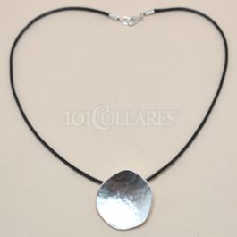 Collar chapado en plata