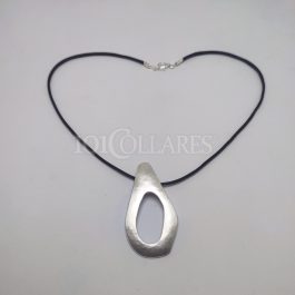 Collar chapado en plata